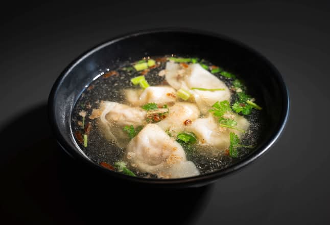 Wonton Soup（Shrimp & Pork） / 鮮蝦豬肉雲吞湯(含豬肉）